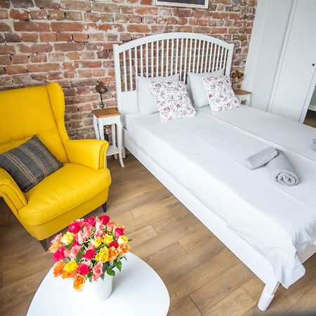 Lion'S Bridge Boutique 2Bdrm Apt, Top Center Gem Sofia Exteriör bild