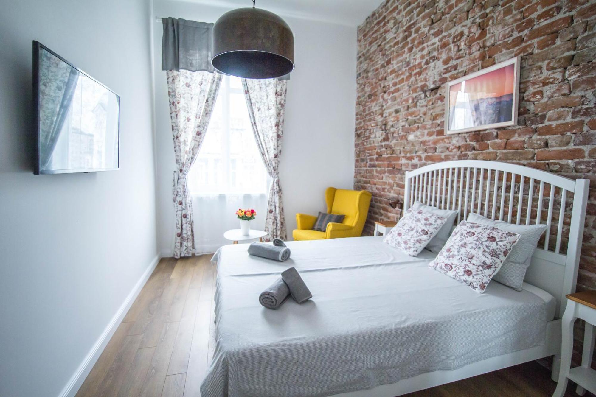 Lion'S Bridge Boutique 2Bdrm Apt, Top Center Gem Sofia Exteriör bild